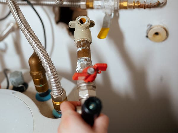 Common Water Heater Problems Faced by Texas Homeowners