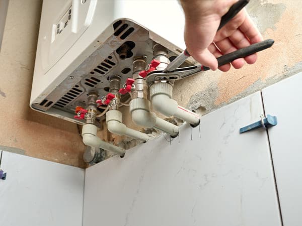 Gas Water Heater Troubleshooting Tips for Texas Properties