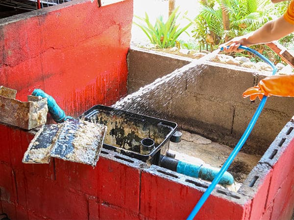 How a Grease Trap Works to Protect Texas Kitchen Plumbing